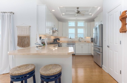 Marineland Acres Casa | Sea Pearl beautiful beachside home! Less than one minute walk to the beach!