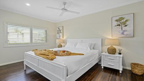 Sawtell Casa | Sea Pine Cottage - In the heart of Sawtell Village, Sleeps 6