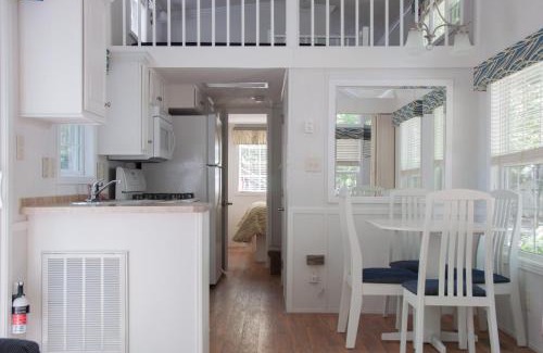 Cape May Court House Complejo | Sea Pines Loft Cottage 7