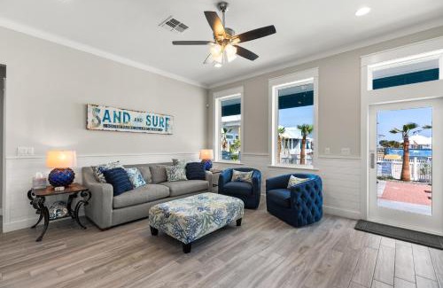 The Shores Casa | Sea Pointer Inn - Private beach house with Pool home
