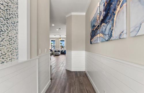 The Shores Casa | Sea Pointer Inn - Private beach house with Pool home