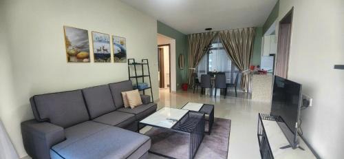 Gelang Patah Apartamento | Sea&Pool View 2-bedroom Fully Furnished Apartment Forest City #freeWIFI