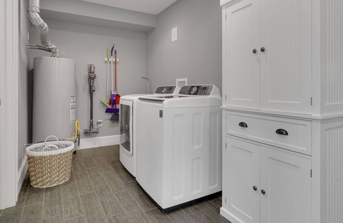 Sea Bright Casa | Sea-renity at Sea Bright - 3 minute walk to the beach