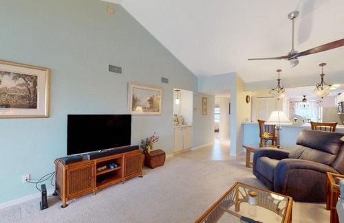 Naples Apartamento | Sea-Renity, Unit H-205