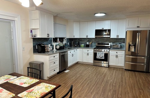 Ocean View Casa | Sea Resort and Single Family Home, Six minutes to Sea Isle City Beach!
