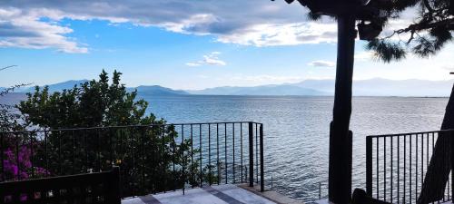 Volos Casa | Sea Rock House