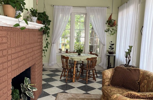 Oakwood Historic District Cama Y Desayuno | Sea Room at The Dragonfly Inn