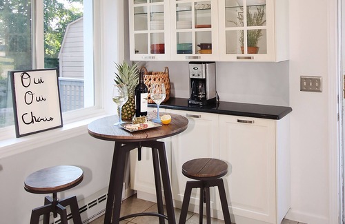 Westbrook Center Casa | Sea Salt Air Changes Everything - ⭐️Stroll to Private Association Beach⭐️