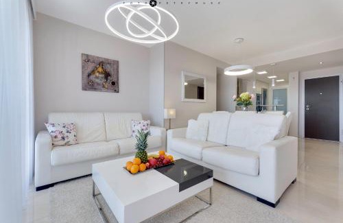 Punta Prima Apartamento | SEA SENSES SKYLINE Torrevieja