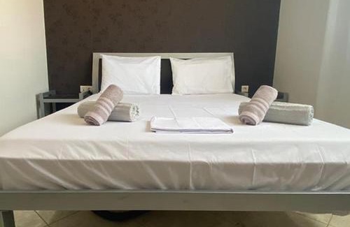 Paralia Ofryniou Apartamento | Sea side