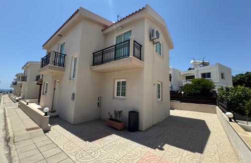 Oroklini Casa | Sea side House