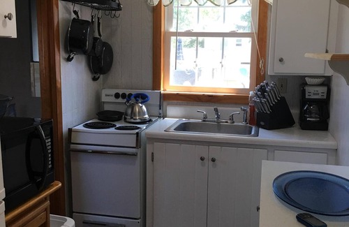Pine Point Cabaña | Sea Smoke Cottage Adorable Beachy Cottage Escapada perfecta para dos