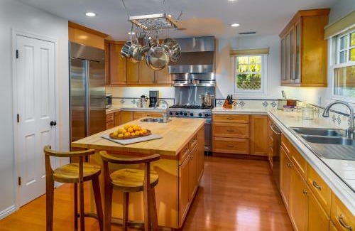 Montecito Villa | Sea Steppe by Paradise Retreats