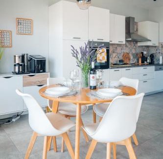 Slatine Apartamento | Sea Sun Slatine with 2 bedrooms and pool, near beach