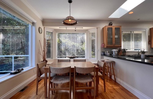 Point Roberts Casa | Sea to Sky Palace - Monthly rentals in off season, see description for details