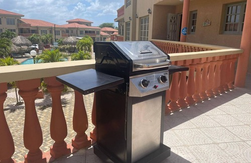 Washington Casa | Sea Turtle Condo 2 Bdr-2 Bth in Palm Beach Area, walking distance to the beach.