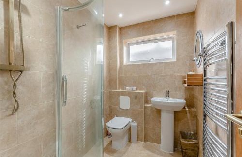 Pagham Casa | Sea Urchins - Uk48896