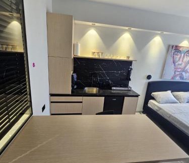 Ashdod Apartamento | Sea Vacation , luxury Loft ,amazing seaview Buber 301