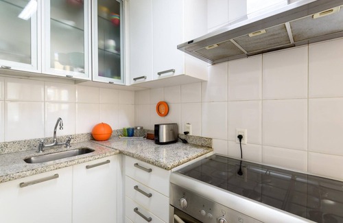 Leblon Apartamento | Sea View 1 Minute From Leblon Beach Gu301