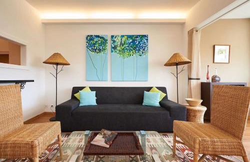 Estoril Apartamento | Sea View 2 Mins Walk To Beach And Estoril Casino