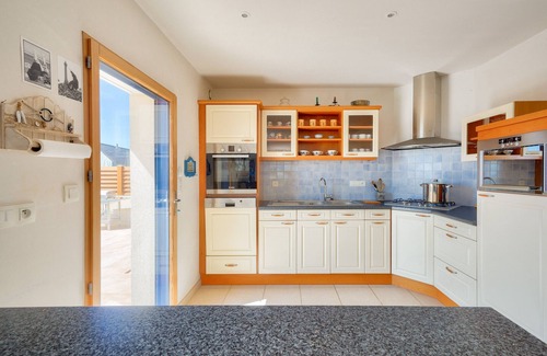 Plovan Casa | Vista al mar, 200m de la playa, casa para 9