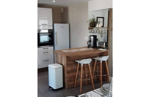 Les Boucholeurs Casa | Sea view, 5 minutes from Chatelaillon beach... a lovely family home.