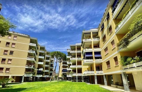 San Lorenzo al Mare Apartamento | Apartment with pool and sea views on the beach | Ap05