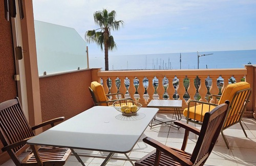 Theoule-sur-Mer Apartamento | Sea view apartment