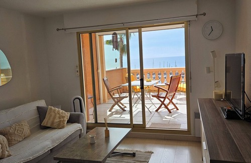 Theoule-sur-Mer Apartamento | Sea view apartment