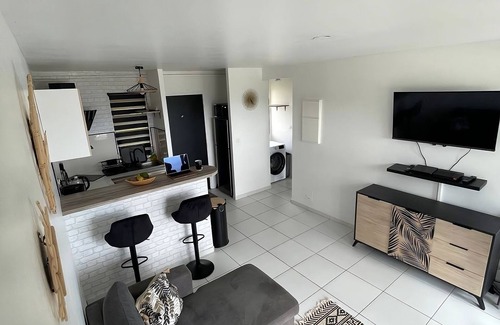 Fontaine de Moutte Apartamento | Sea view apartment - near CHU - HADAYALI