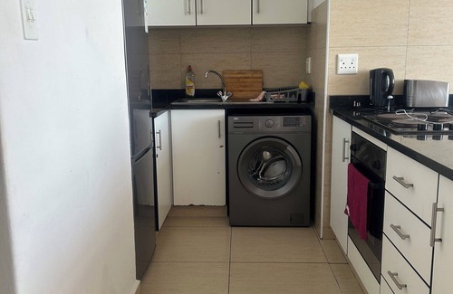 South Beach Apartamento | Sea View Apartment, 3 min Walk to Ushaka Marine and 1 min Walk to the Beach