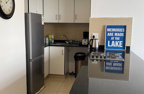 South Beach Apartamento | Sea View Apartment, 3 min Walk to Ushaka Marine and 1 min Walk to the Beach