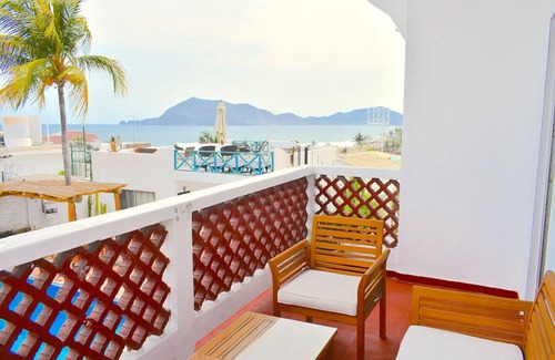 Miramar Apartamento | Sea view apartment for 4-6 people (#3)