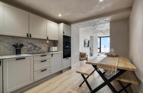 Mumbles Apartamento | Sea View Apartment overlooking Mumbles Bay