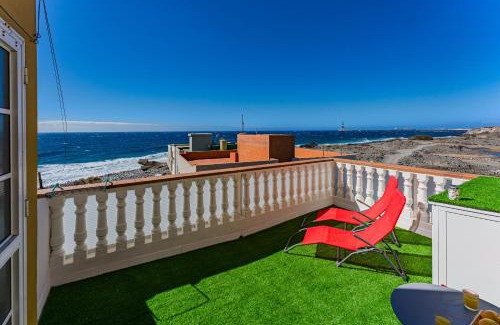 Los Gavilanes Apartamento | Sea View Apartment Red Summer Breeze