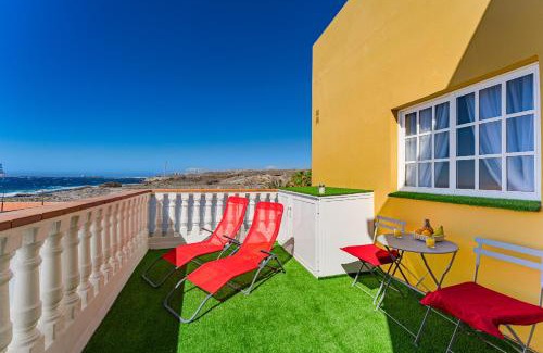 Los Gavilanes Apartamento | Sea View Apartment Red Summer Breeze