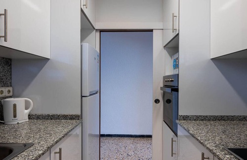 Altafulla Apartamento | Apartamento con Terraza Privada Frente al Mar en Canyadell, Altafulla