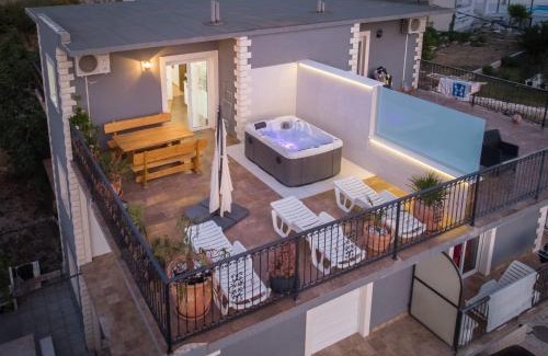 Podstrana Apartamento | Sea View Apartments with jaccuzzi