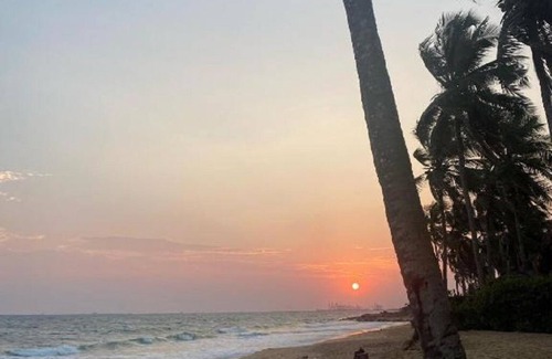 Lome Casa | Sea view bungalow 108
