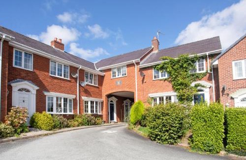 Menai Bridge Casa | Sea View Cottage