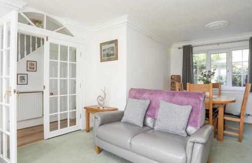 Menai Bridge Casa | Sea View Cottage
