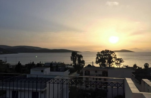Marmari Apartamento | Sea View flat - Marmari village 1hour from Rafina
