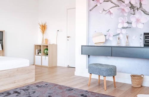Kartal Apartamento | Sea View Flat w Terrace, Jacuzzi Near Kartal Coast