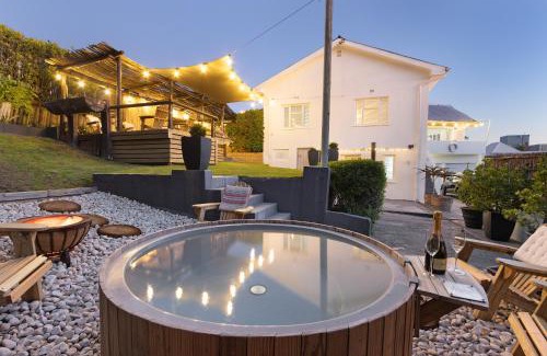 Big Bay Villa | Sea View Hilltop Villa, Blouberg