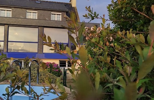 Le Conquet Casa | Sea view house with pool and games room