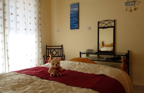 Peyia Town Hotel | Penthouse Aptmt, Impresionante vista al mar, Gran piscina, Balcón, Wi-Fi, LiveTV