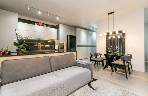 Centro Apartamento | SEA View | Me2 Benefits | Foodhall #TTV701