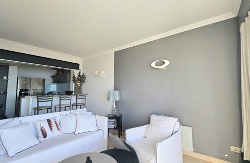 Pontaillac Apartamento | Sea view- Pontaillac- 4 pers- 2ch- parking