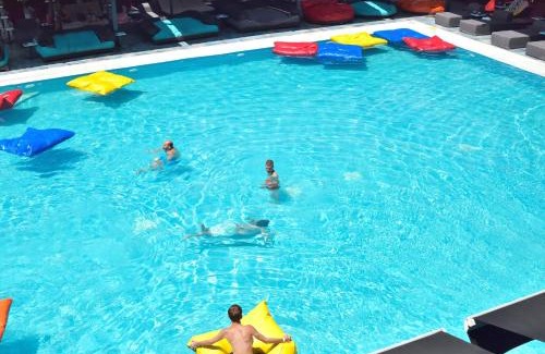 Salamis Apartamento | Sea View Serenity Βeachfront & Pool 108