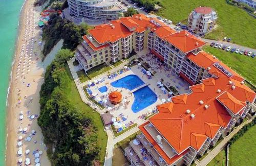 Byala Apartamento | Sea View Suite at Byala Beach Resort